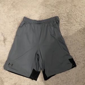 Grey underarmor short